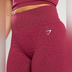 GYMSSHARK ADAPT ANIMAL SEAMLESS CYCLING SHORTS Reef | Cherry Brown Size Medium